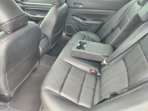 Used 2024 Nissan Altima 2.5 SR FWD image 30