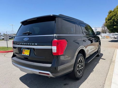 Used 2024 Ford Expedition XLT RWD image 6