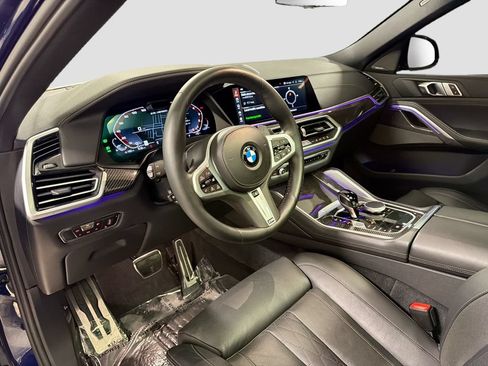 Used 2023 BMW X6 M50i AWD/4WD image 4