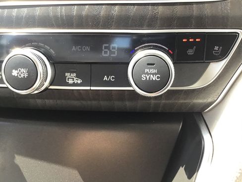 Used 2022 Honda Accord Touring image 15