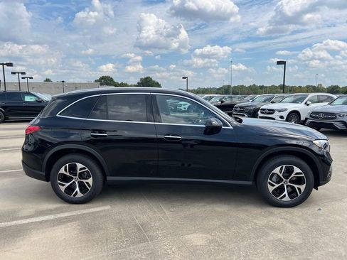 Used 2026 Mercedes-Benz GLC 350e 4MATIC image 9