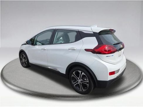 Used 2019 Chevrolet Bolt Premier FWD image 11