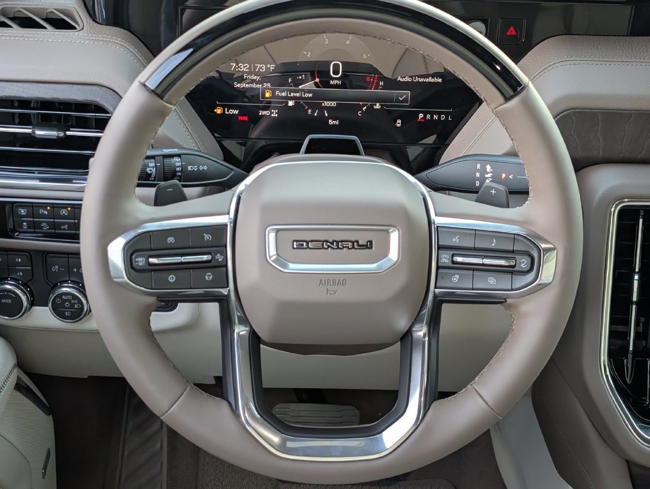 New 2027 GMC Yukon Denali w/ Advanced Technology Package AWD/4WD image 10