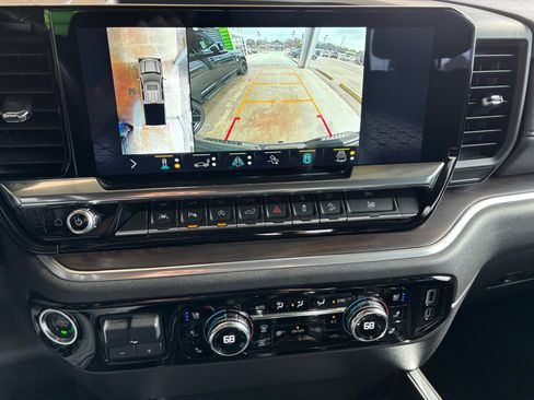 Used 2022 GMC Sierra 1500 SLT w/ SLT Premium Plus Package image 14