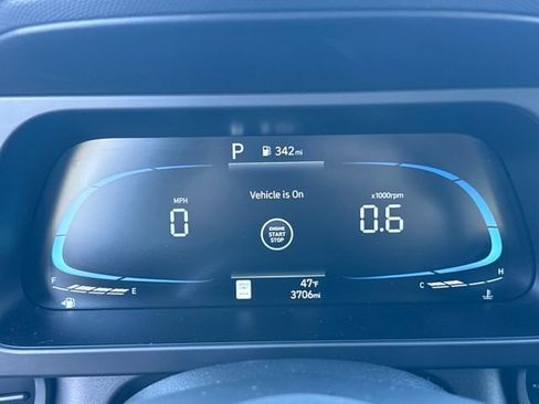 Certified 2025 Hyundai Elantra Sport image 15