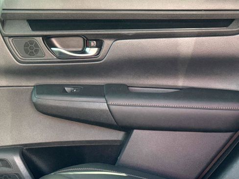 Certified 2025 Honda CR-V Sport-L image 16