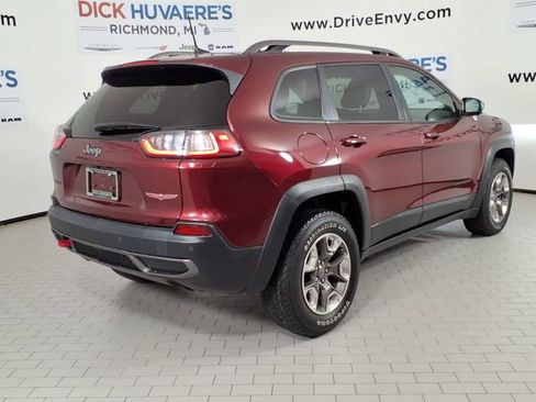 Used 2019 Jeep Cherokee Trailhawk w/ Cold Weather Group image 4