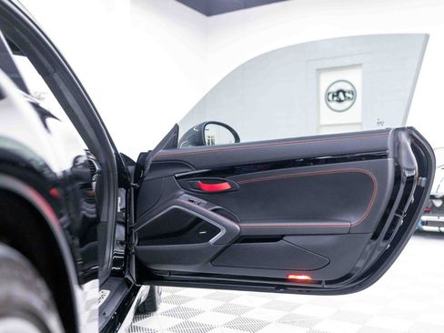 Used 2018 Porsche 911 Carrera T RWD image 36