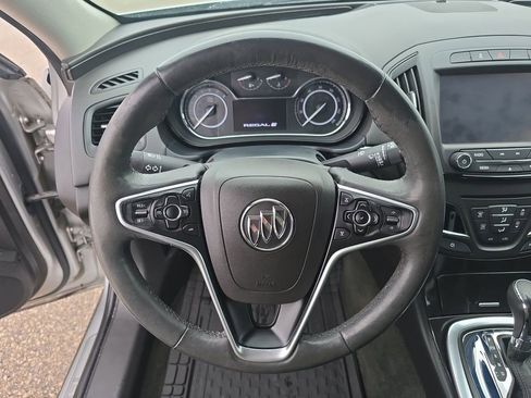 Certified 2017 Buick Regal Sport Touring image 11