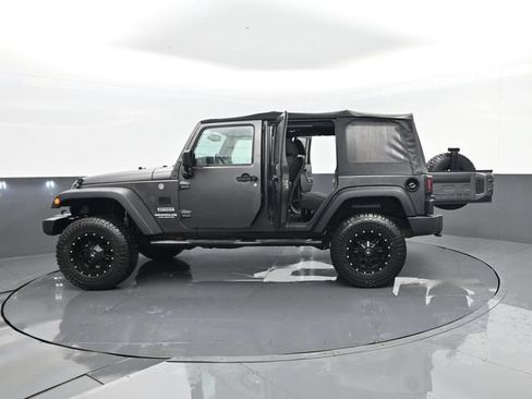 Used 2017 Jeep Wrangler Unlimited Sport w/ Quick Order Package 24S AWD/4WD image 28