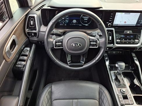 Used 2021 Kia Sorento SX Prestige AWD/4WD image 12