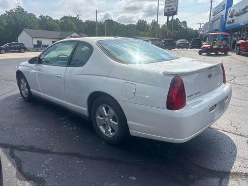 Used 2006 Chevrolet Monte Carlo LT FWD image 2