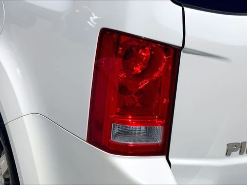 Used 2014 Honda Pilot Touring image 28