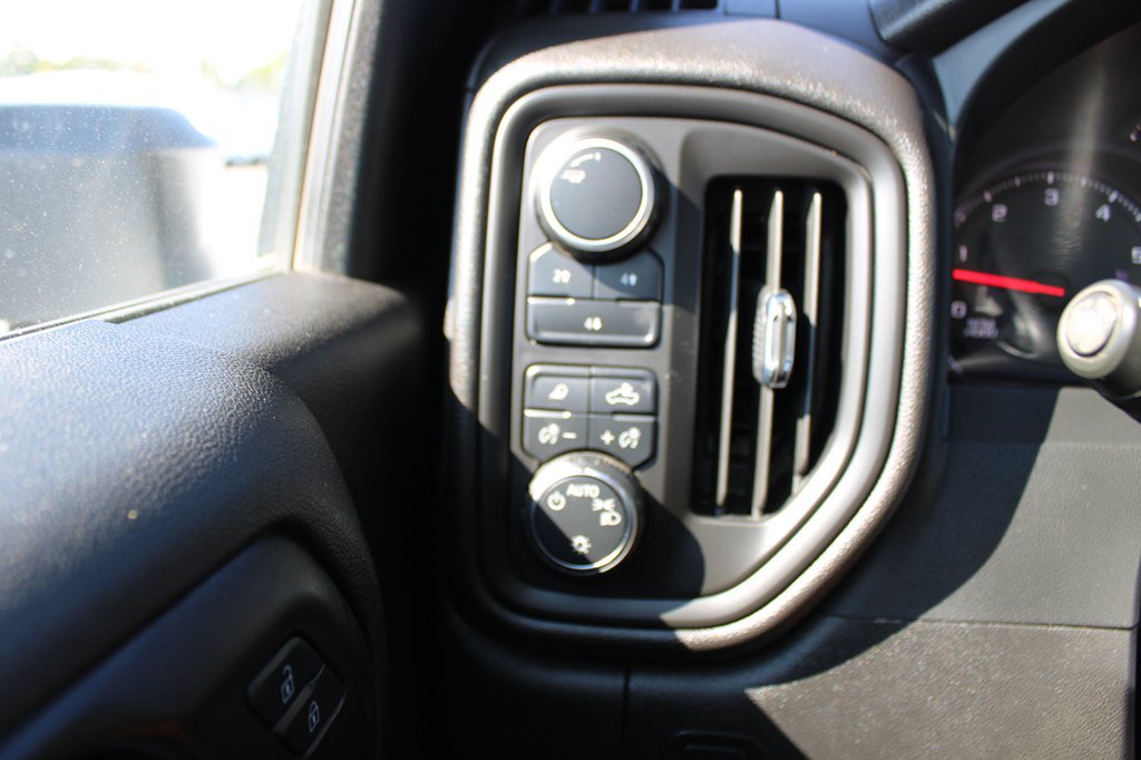 Used 2025 Chevrolet Silverado 3500 W/T w/ WT/CX Safety Package AWD/4WD image 39