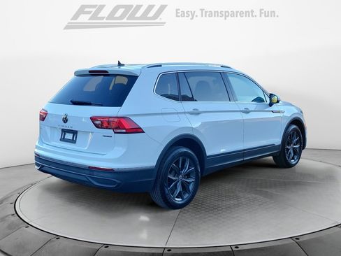 Certified 2022 Volkswagen Tiguan SE image 8
