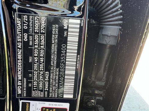Certified 2025 Mercedes-Benz GLC 300 image 37