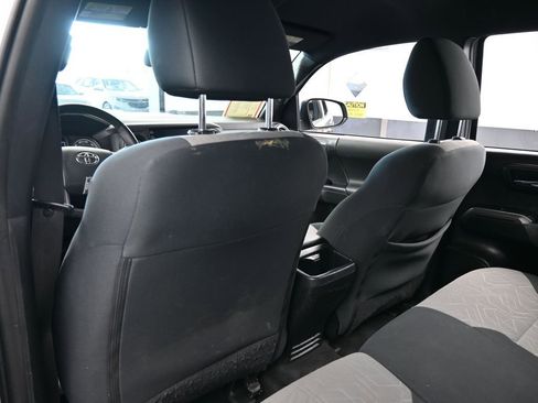 Used 2023 Toyota Tacoma 2WD Double Cab image 28