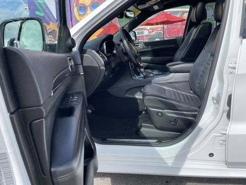 Used 2019 Jeep Grand Cherokee Limited X AWD/4WD image 14