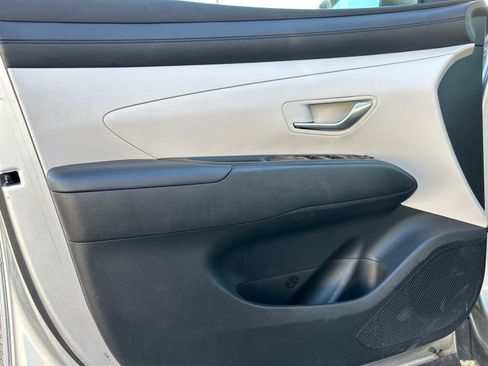 Used 2025 Hyundai Tucson SEL AWD/4WD image 17