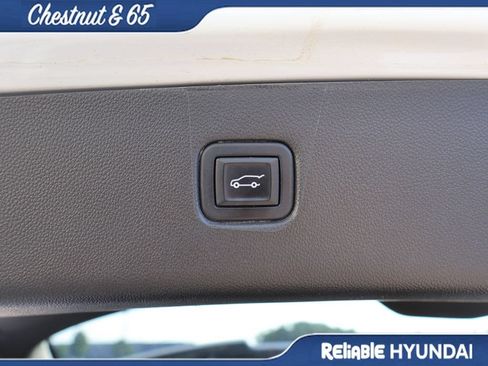 Used 2022 Chevrolet Blazer Premier w/ Enhanced Convenience Package AWD/4WD image 16
