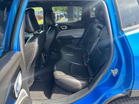 Used 2024 Jeep Compass Limited AWD/4WD image 30