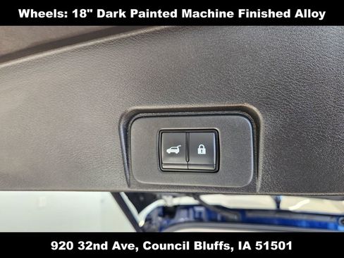 Used 2025 Nissan Rogue SV image 13