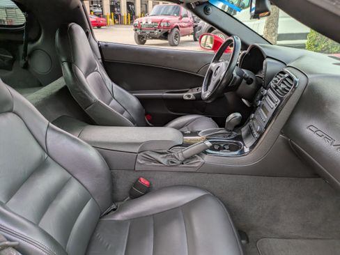 Used 2008 Chevrolet Corvette Coupe image 14