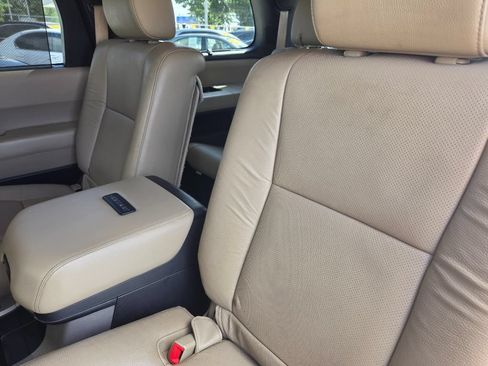 Used 2016 Toyota Sequoia Platinum RWD image 35