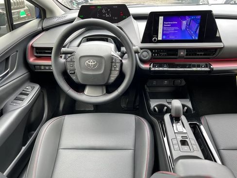 New 2026 Toyota Prius Plug-In Hybrid FWD image 32