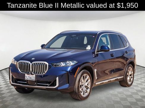 Used 2024 BMW X5 sDrive40i w/ Executive Package RWD image 3
