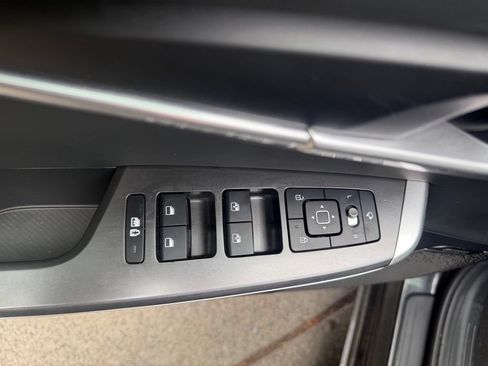 Certified 2024 Kia EV6 Wind RWD image 13