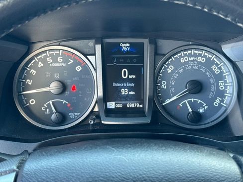 Used 2021 Toyota Tacoma TRD Sport w/ Technology Package RWD image 19