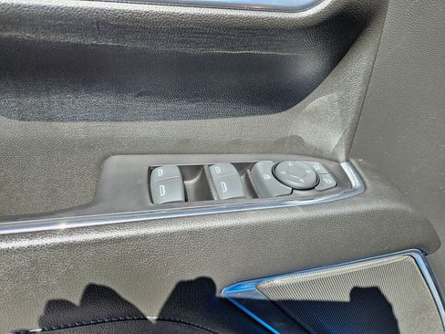 Used 2023 GMC Sierra 1500 Elevation image 19