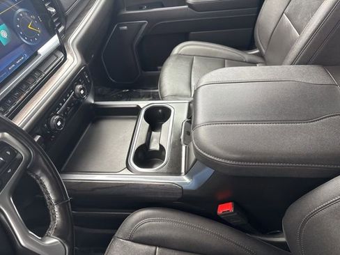 Used 2024 Chevrolet Silverado 3500 LTZ w/ LTZ Convenience Package image 24