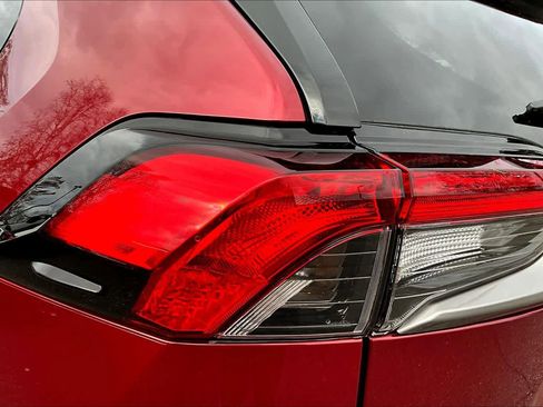 New 2025 Toyota RAV4 Limited image 14