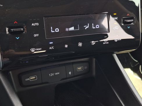 Certified 2022 Hyundai Tucson SEL w/ Convenience Package FWD image 22