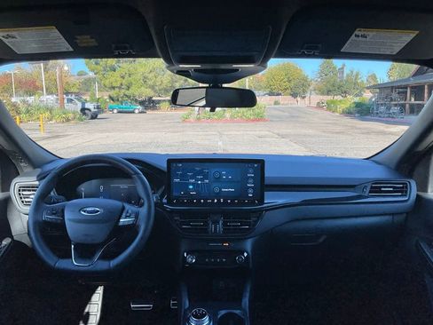 Used 2024 Ford Escape ST-Line w/ Tech Pack #1 image 30