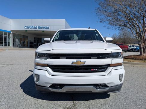 Used 2018 Chevrolet Silverado 1500 LT w/ All Star Edition image 3