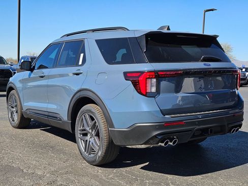 New 2026 Ford Explorer ST w/ Sun And Sound Package image 8