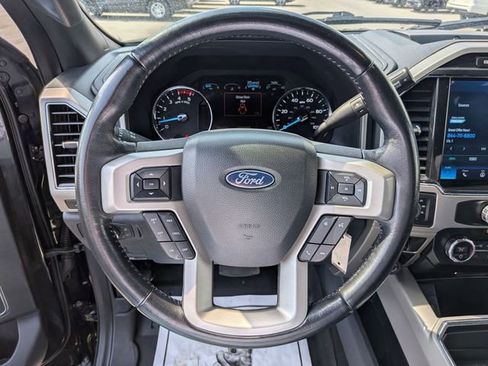 Used 2022 Ford F350 Lariat AWD/4WD image 9