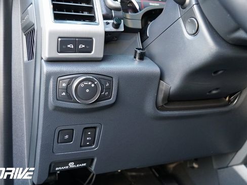 Used 2022 Ford F350 Platinum image 26