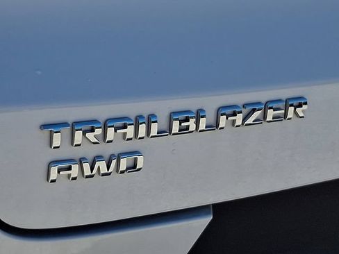 Used 2026 Chevrolet TrailBlazer LS w/ LS Convenience Package AWD/4WD image 30