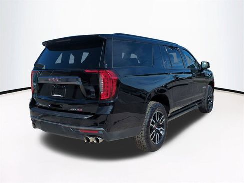 Used 2024 GMC Yukon XL AT4 w/ AT4 Premium Package image 5