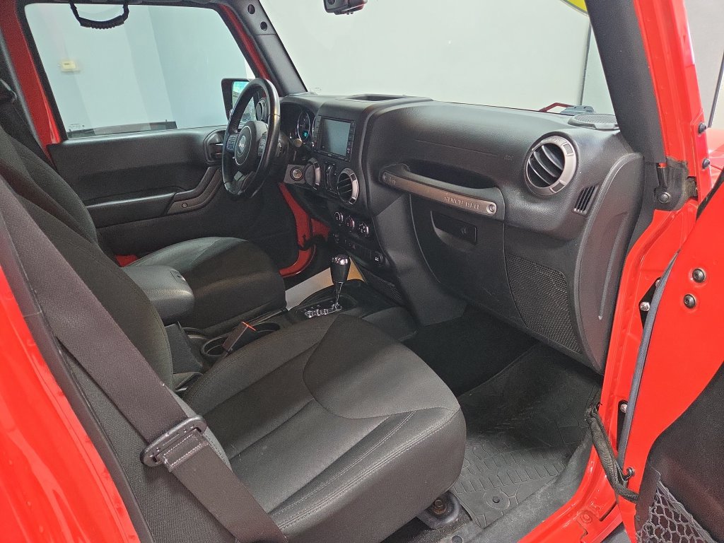 Used 2017 Jeep Wrangler Unlimited Sport w/ Quick Order Package 24S AWD/4WD image 18