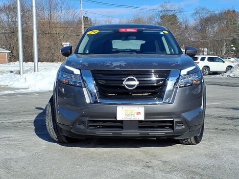 Certified 2022 Nissan Pathfinder S image 2