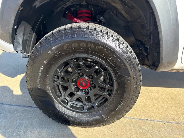 Used 2023 Toyota Tacoma TRD Pro AWD/4WD image 4
