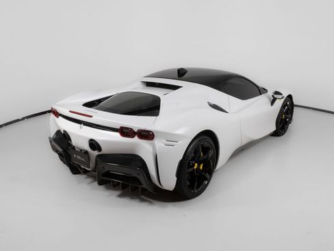 Used 2023 Ferrari SF90 Stradale image 19