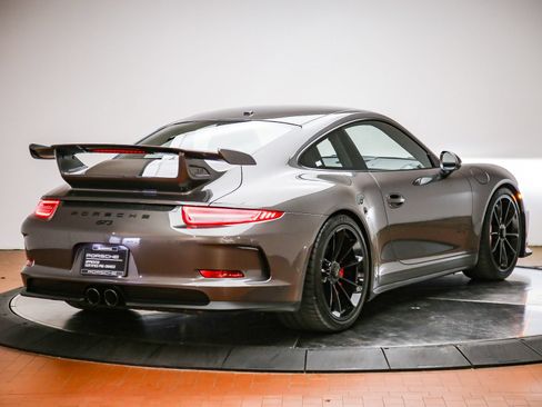 Certified 2015 Porsche 911 GT3 RWD image 7