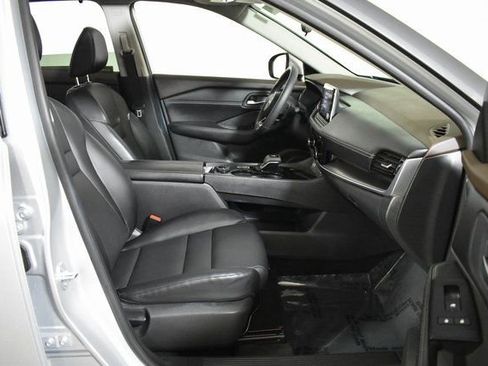 Certified 2023 Nissan Rogue SV w/ SV Premium Package image 35