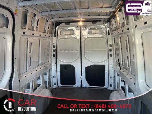 Used 2025 Mercedes-Benz Sprinter 2500 image 15